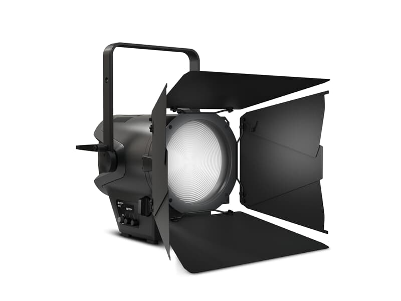Cameo F2 FC - Professionelles Fresnel-Spotlight mit RGBW-LED